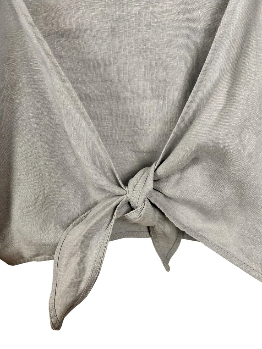 Aritzia Wilfred Venue crop top,S, linen blend, tie front, deep v BeachCover-up - Picture 4 of 7